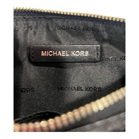 EUC Michael Kors Two Tone Black Signature
Wristlet Wallet - Picture 5 of 6